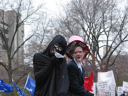 105-0535_IMG